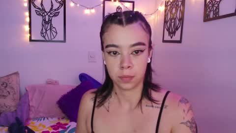 Marce  online show from February 6, 2025, 12:43 am