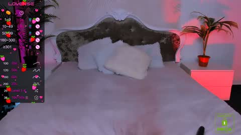 Eva  online show from January 20, 2025, 5:48 am