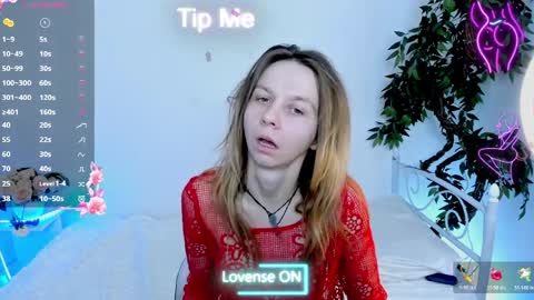 Scarlett online show from April 1, 2026, 6:58 am