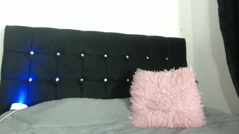 _maria__maria online show from December 11, 2024, 10:06 pm