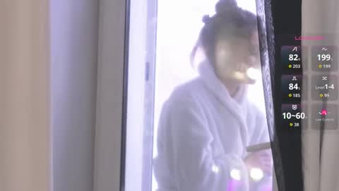 Mari online show from December 14, 2025, 7:03 am