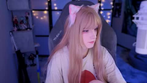 Mariko online show from September 28, 2025, 3:06 pm