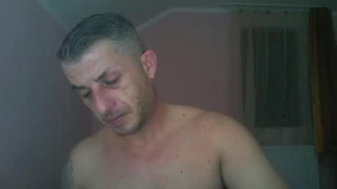 Snapshot of _marrrio chatting on December 15, 2024, 11:31 pm _marrrio online show from December 15, 2024, 11:31 pm