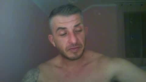 Snapshot of _marrrio chatting on January 1, 2025, 2:09 am _marrrio online show from January 1, 2025, 2:09 am