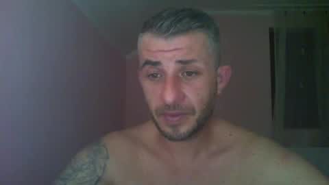 Snapshot of _marrrio chatting on January 1, 2025, 9:41 pm _marrrio online show from January 1, 2025, 9:41 pm