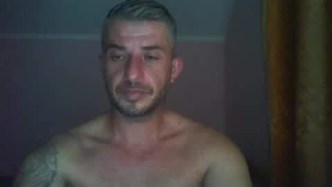 Snapshot of _marrrio chatting on October 8, 2025, 7:44 pm _marrrio online show from October 8, 2025, 7:44 pm