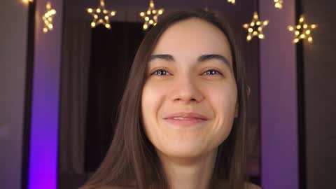  Gwen  online show from February 2, 2025, 1:45 am