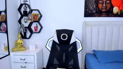 Snapshot of _matthew_santos_ chatting on December 21, 2025, 8:27 pm _matthew_santos_ online show from December 21, 2025, 8:27 pm