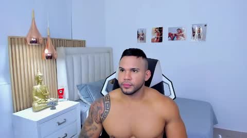 _matthew_santos_ online show from April 23, 2026, 1:40 am