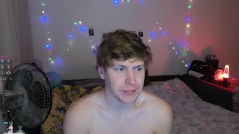 Snapshot of _medaed20_ chatting on October 23, 2025, 4:28 pm Medaed20 online show from October 23, 2025, 4:28 pm