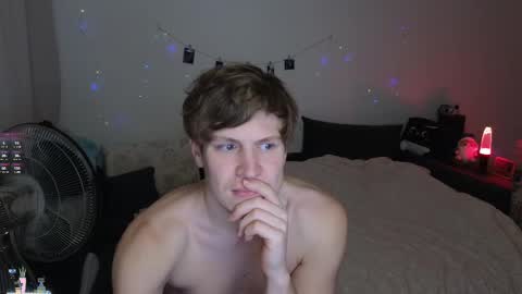 Snapshot of _medaed20_ chatting on November 5, 2025, 8:31 pm Medaed20 online show from November 5, 2025, 8:31 pm