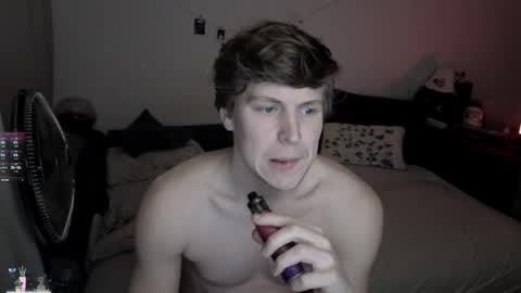 Snapshot of _medaed20_ chatting on December 3, 2025, 7:23 pm Medaed20 online show from December 3, 2025, 7:23 pm