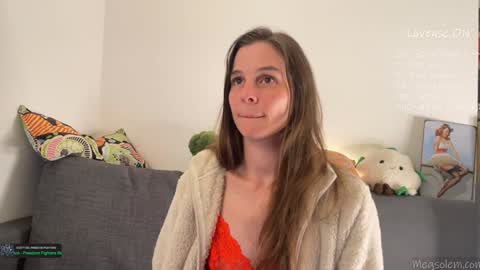 Meg online show from November 6, 2025, 2:34 am