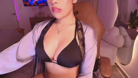 Marce  online show from November 13, 2025, 2:27 pm