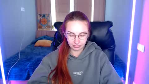 Snapshot of _mi_amore chatting on April 22, 2026, 7:33 am _mi_amore online show from April 22, 2026, 7:33 am