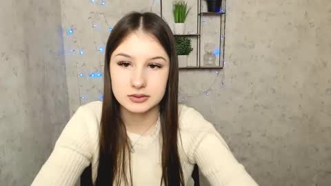 Mia online show from March 11, 2025, 5:24 pm