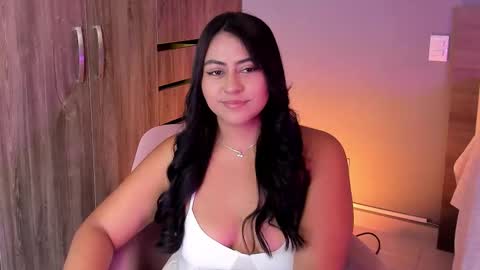 _miamiller_ online show from March 4, 2026, 10:27 pm