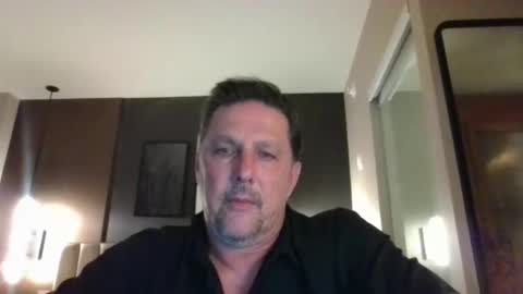 Snapshot of _mike_likes chatting on May 19, 2026, 4:19 am Mike online show from May 19, 2026, 4:19 am