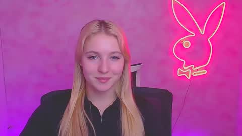 Melanie online show from February 1, 2025, 3:50 pm