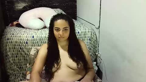 _milf_naughty online show from October 14, 2025, 3:57 pm