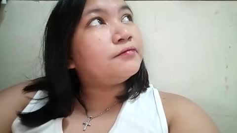 _milkytitsmomxx_ online show from December 22, 2025, 3:03 am