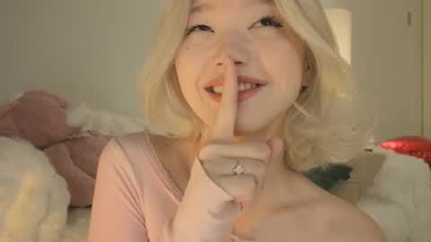 Snapshot of _milli_sun chatting on February 26, 2026, 5:17 am Kim online show from February 26, 2026, 5:17 am