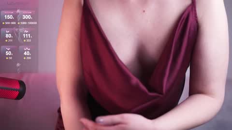 _million_dollarsmile online show from March 4, 2025, 3:15 pm