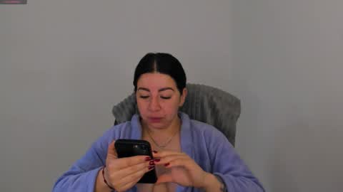 _miss_coco_ online show from October 6, 2025, 12:57 pm