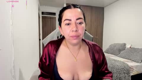 Snapshot of _miss_coco_ chatting on February 25, 2026, 12:42 am _miss_coco_ online show from February 25, 2026, 12:42 am