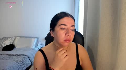 _miss_coco_ online show from March 24, 2026, 12:32 pm