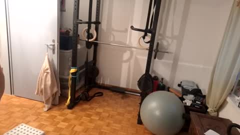 BENJI online show from November 24, 2025, 3:23 pm