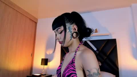 mizuki  online show from April 30, 2026, 2:34 pm