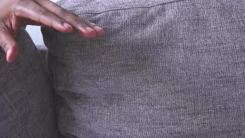 julietta and travis online show from April 8, 2026, 9:04 pm