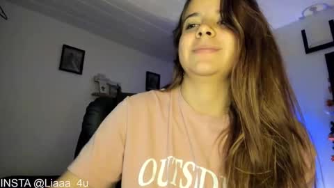     liaaa 4u online show from January 14, 2025, 3:11 am