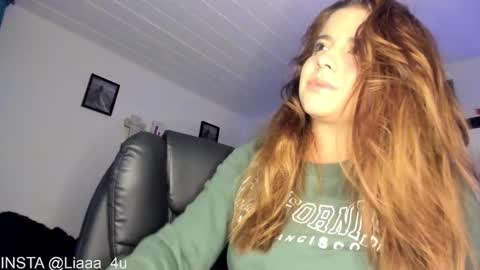     liaaa 4u online show from February 20, 2025, 12:41 am