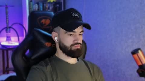 Ask me online show from December 5, 2024, 12:52 am