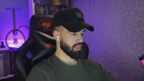 Ask me online show from December 6, 2024, 5:11 pm