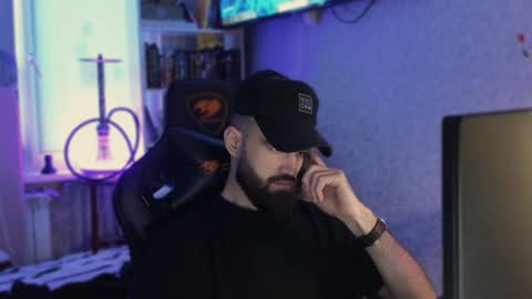 Ask me online show from January 7, 2025, 7:42 am