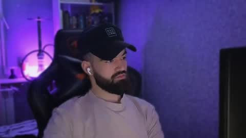 Ask me online show from January 7, 2025, 6:24 pm