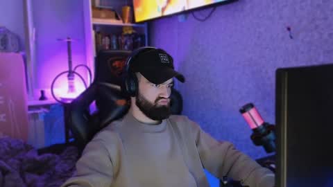 Ask me online show from January 11, 2025, 7:05 pm