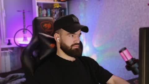 Ask me online show from January 14, 2025, 10:55 pm