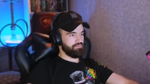 Ask me online show from January 18, 2025, 7:04 pm