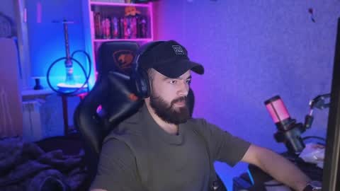 Ask me online show from January 25, 2025, 9:35 pm