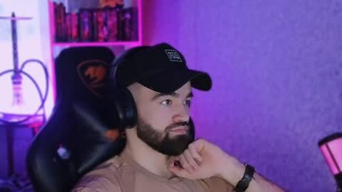 Ask me online show from January 28, 2025, 10:34 am