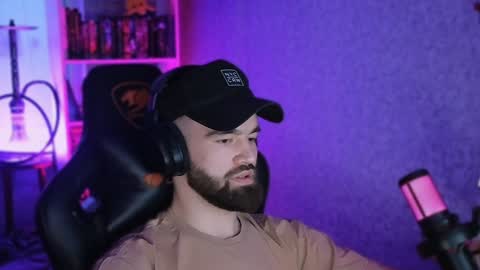 Ask me online show from January 28, 2025, 1:38 pm