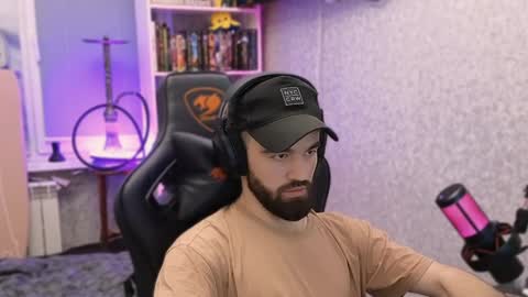 Ask me online show from January 30, 2025, 1:11 am