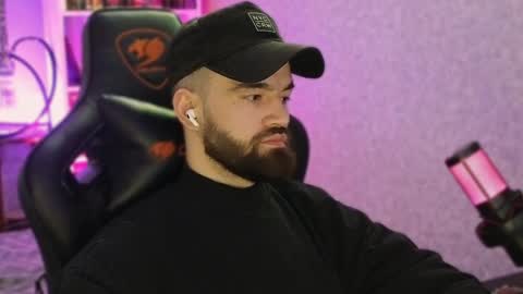 Ask me online show from February 2, 2025, 9:13 pm