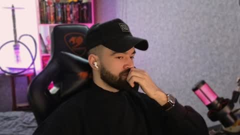 Ask me online show from February 3, 2025, 11:53 am