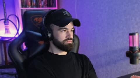 Ask me online show from February 8, 2025, 1:22 am