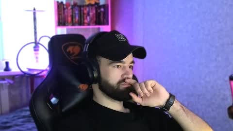 Ask me online show from February 9, 2025, 7:05 am